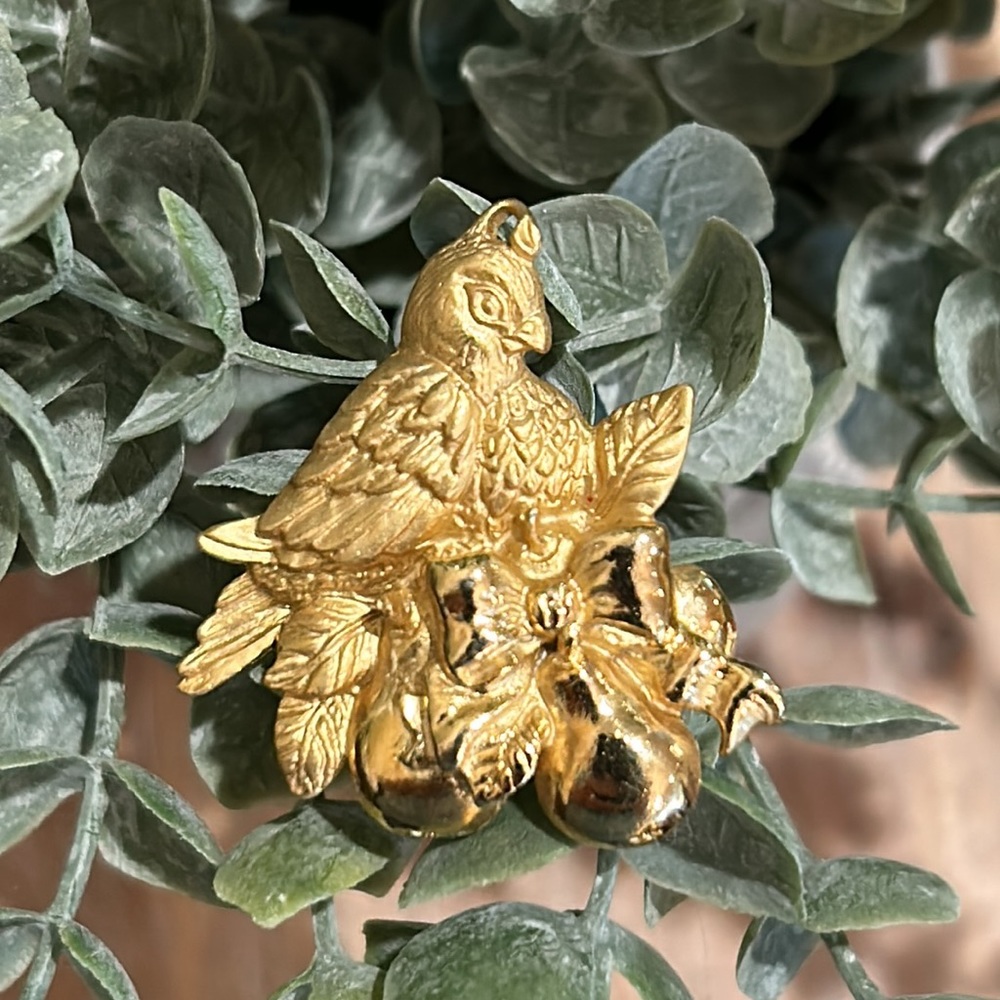 Partridge in a Pear Tree Brooch.
